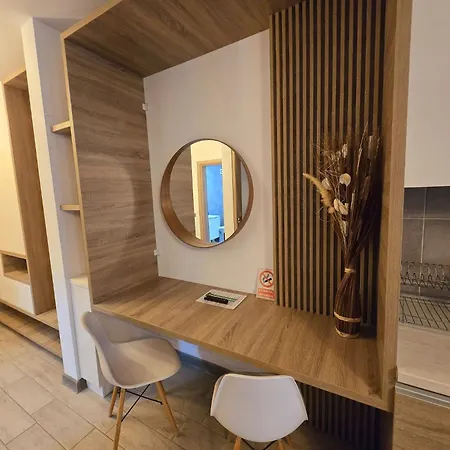 Apartment Azizi Pool & Piscina Incalzita *