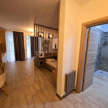 Apartment Azizi Pool & Piscina Incalzita *