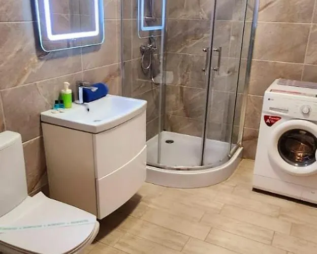 Azizi Pool&spa Piscina Incalzita * Năvodari