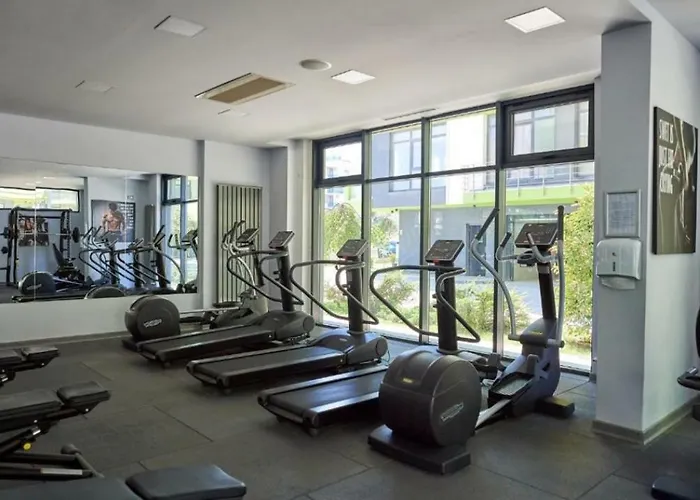 Azizi Pool&spa Piscina Incalzita Appartamento *